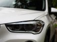 BMW X1 sDrive18i 2017 - Bán xe BMW X1 sDrive18i năm 2017, màu trắng, nhập khẩu nguyên chiếc