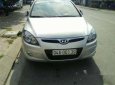 Hyundai i30   AT 2011 - Bán Hyundai i30 AT 2011, màu bạc chính chủ