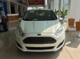 Ford Fiesta 1.5AT 2015 - Bán Ford Fiesta giá cạnh tranh, tặng phụ kiện, giao xe ngay, hỗ trợ 80% NH