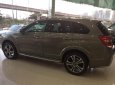 Chevrolet Captiva REVV 2.4 2017 - Chevrolet Captiva REVV nâu hoàng kim, hỗ trợ vay NH trả trước 10%, bảo hành chính hãng 3 năm, LH 0975768960