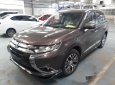 Mitsubishi Stavic 2.4 CVT 2017 - Bán ô tô Mitsubishi Outlander 2.4 CVT 2017, màu nâu, nhập khẩu giá cạnh tranh