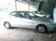 Daewoo Lanos 2000 - Cần bán gấp Daewoo Lanos đời 2000, màu bạc xe gia đình