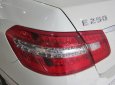 Mercedes-Benz E250 2013 - Cần bán xe Mercedes E250 đời 2013, màu trắng chính chủ