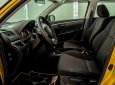 Suzuki Swift 2017 - Bán ô tô Suzuki Swift đời 2017, màu vàng, nhập khẩu nguyên chiếc