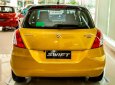 Suzuki Swift 2017 - Bán ô tô Suzuki Swift đời 2017, màu vàng, nhập khẩu nguyên chiếc