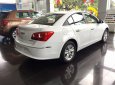 Chevrolet Cruze LT 1.6MT 2017 - Chevrolet Cruze 2017, hỗ trợ vay ngân hàng 80%. Gọi Ms. Lam 0939193718