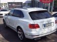 Bentley Bentayga 2016 - Bán xe Bentley Bentayga đời 2016, màu trắng, nhập khẩu nguyên chiếc