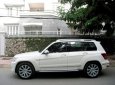 Mercedes-Benz GLK 300 Sport 4Matic 2010 - Cần bán gấp Mercedes GLK 300 Sport 4Matic sản xuất 2010, màu trắng, xe nhập