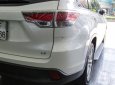 Toyota Highlander LE 2015 - Cần bán xe Toyota Highlander LE đời 2015, màu trắng, xe nhập