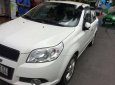 Chevrolet Aveo MT 2015 - Cần bán gấp Chevrolet Aveo MT đời 2015, màu trắng xe gia đình, giá chỉ 345 triệu