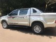 Toyota Hilux   2012 - Bán ô tô Toyota Hilux đời 2012, màu bạc