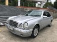 Mercedes-Benz E class 2000 - Bán ô tô Mercedes đời 2000, màu bạc, nhập khẩu chính chủ, giá tốt