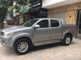 Toyota Hilux 3.0G 4x4 MT 2015 - Bán xe Toyota Hilux 3.0G 4x4 MT sản xuất 2015, màu xám, nhập khẩu