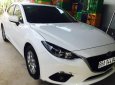 Mazda 3   2017 - Cần bán lại xe Mazda 3 sản xuất 2017, màu trắng xe gia đình