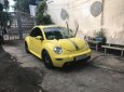 Volkswagen Beetle 2.5 MT 2005 - Bán Volkswagen Beetle 2.5 MT đời 2005, màu vàng, nhập khẩu 