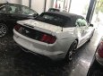 Ford Mustang Ecoboost 2.3L 2016 - Cần bán xe Ford Mustang Ecoboost 2.3L sản xuất 2016, màu trắng, xe nhập