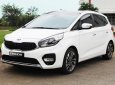 Kia Rondo GMT 2017 - Cần bán Kia Rondo năm 2018, màu trắng, 609 triệu