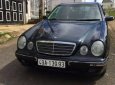 Mercedes-Benz E class  E 240 2002 - Gia đình bán Mercedes E 240 đời 2002, màu xanh đen