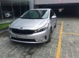 Kia Cerato 1.6 MT 2017 - Bán xe Kia Cerato 1.6 MT , đời mới 2018, hỗ trợ vay ngân hàng 80% với lãi suất ưu đãi