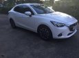 Mazda 2 2016 - Cần bán gấp Mazda 2 đời 2016, màu trắng số tự động