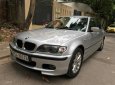 BMW 3 Series 318i  2004 - Cần bán BMW 3 Series 318i năm 2004, màu bạc, nhập khẩu