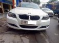 BMW 323i 2017 - Cần bán gấp BMW 323i sản xuất 2017, màu trắng, nhập khẩu nguyên chiếc