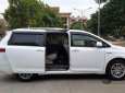 Toyota Sienna 2015 - Bán xe Toyota Sienna đời 2015, màu trắng giá cạnh tranh