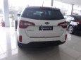 Kia Sorento GAT 2017 - Bán Kia Sorento GAT đời 2017, màu trắng, giá tốt