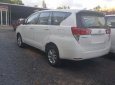 Toyota Innova 2.0E 2017 - Cần bán xe Toyota Innova 2.0E đời 2017, màu trắng