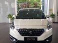 Peugeot 3008 1.6 AT 2017 - Cần bán Peugeot 3008 1.6 AT đời 2017, màu trắng