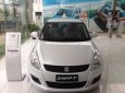 Suzuki Swift 2017 - Bán xe Suzuki Swift đời 2017, màu trắng, xe nhập