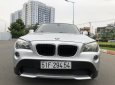 BMW X1 2011 - BMW X1 2011 form mới màu bạc, loại xe cao cấp, hàng full đủ đồ chơi