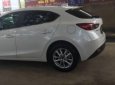 Mazda 3 2016 - Cần bán xe Mazda 3 đời 2016, màu trắng đã đi 18000km