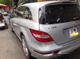 Mercedes-Benz R class R300  2011 - Bán Mercedes R300 sản xuất 2011, màu bạc, xe nhập, giá chỉ 900 triệu