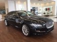 Jaguar XJ V6 3.0 2017 - Bán xe Jaguar XJ V6 3.0 đời 2017, màu đen, nhập khẩu