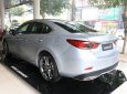 Mazda 6 2.5L 2017 - Bán xe Mazda 6 2.5L 2017, màu bạc, chính hãng, có xe giao