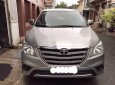 Toyota Innova MT 2016 - Bán Toyota Innova MT đời 2016, màu bạc đã đi 32000km