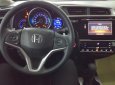 Honda Jazz VX 2017 - Bán ô tô Honda Jazz VX năm 2017, màu trắng, nhập khẩu