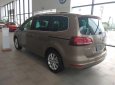 Volkswagen Sharan 2016 - Ưu đãi vàng - Nhanh tay sở hữu Volkswagen Sharan màu vàng tại VW Long Biên - Hotline: 0948686833