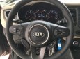 Kia Rondo GAT 2017 - Bán Kia Rondo GAT mới 100%, hỗ trợ vay 95%, xe giao ngay