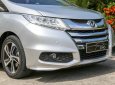Honda Odyssey 2.4 CVT 2015 - Bán Honda Odyssey 2.4 CVT model 2016, màu bạc