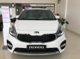 Kia Rondo GAT 2017 - Cần bán Kia Rondo GAT sản xuất 2017, màu trắng, giá 689tr