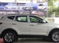 Hyundai Santa Fe 2.4 4x2 2017 - Bán ô tô Hyundai Santa Fe 2.4 4x2 đời 2018, màu trắng, 898tr