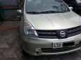 Nissan Grand livina  MT 2011 - Cần bán gấp Nissan Livina 2011, màu vàng cát, còn mới