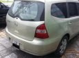 Nissan Grand livina  MT 2011 - Cần bán gấp Nissan Livina 2011, màu vàng cát, còn mới