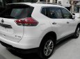 Nissan X trail 2.5 SV 2017 - Nissan X-Trail 2.5 Full Option 2017 màu trắng, giảm 200tr. Xe giao ngay