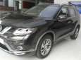 Nissan X trail 2.5 SV 2017 - Nissan X-Trail 2.5 Full Option 2017 màu xanh oliu, giảm 200tr. Xe giao ngay