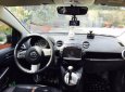 Mazda 2 2013 - Chính chủ nữ cần bán Mazda 2 SX 2013, còn rất mới, màu bạc, giá 395tr