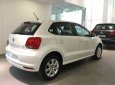 Volkswagen Polo 2017 - Bán ô tô Volkswagen Polo sản xuất 2017, màu trắng, nhập khẩu nguyên chiếc giá cạnh tranh