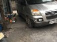 Hyundai Starex 2004 - Bán Hyundai Starex năm 2004, màu bạc  